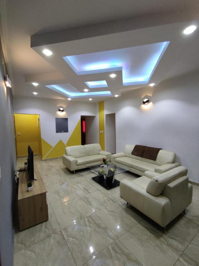 Hôtel Appart B4U Yaoundé Exterior foto