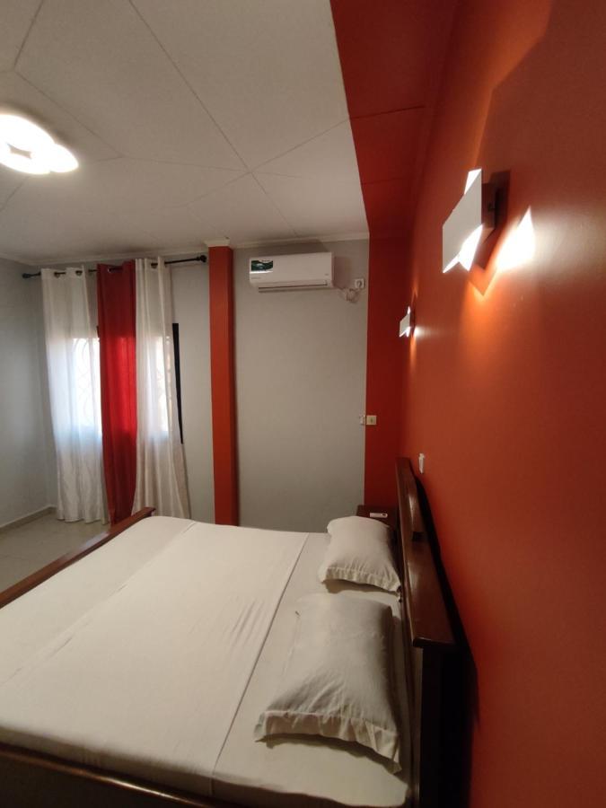 Hôtel Appart B4U Yaoundé Exterior foto