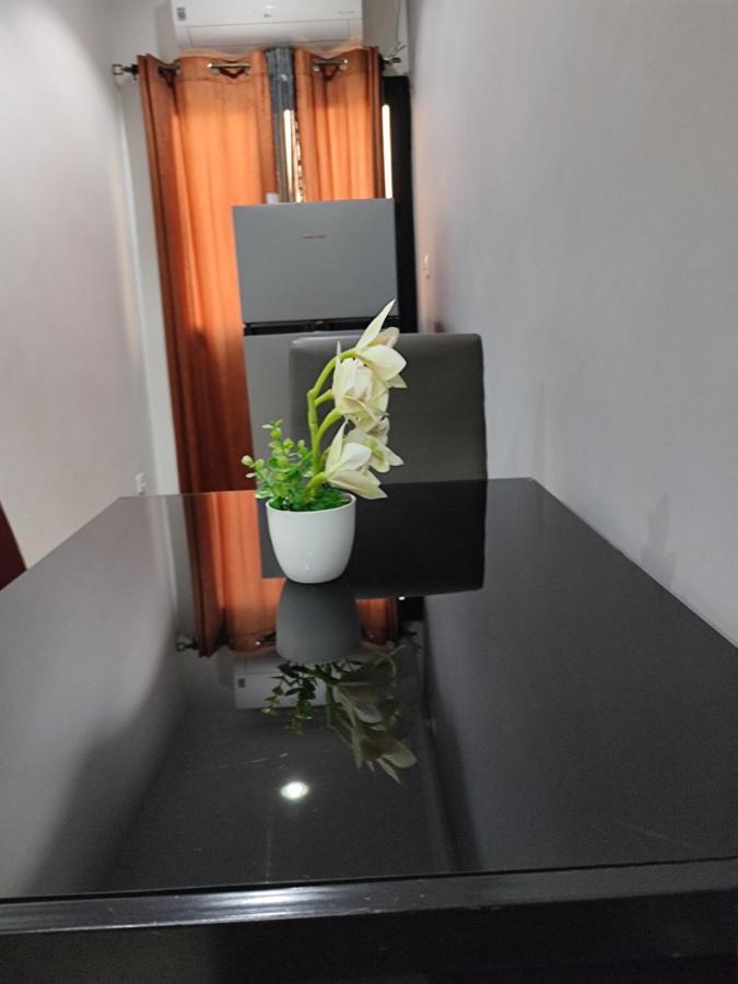 Hôtel Appart B4U Yaoundé Exterior foto